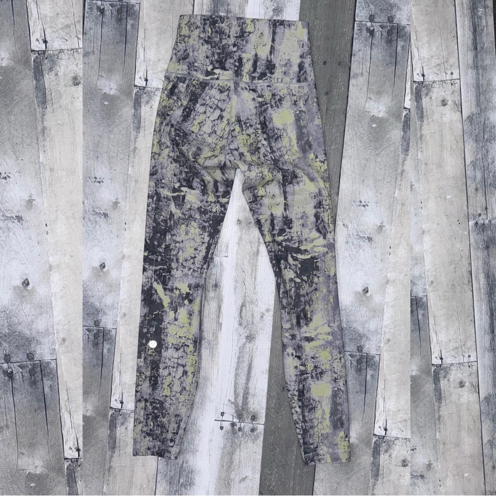 Lululemon Wunder Train Contour Fit High-Rise Marbler Leggings 25" Sz. 2 - Picture 5 of 11